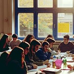 Silence brisé : révélations choc dans les écoles catholiques après Bétharram !