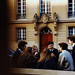 Révolution IA dans l'éducation : Comment le marché évoluera jusqu'en 2033 ?